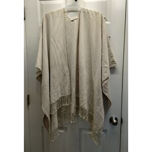Mer Sea Women's One Size Fits All Cream Fringe Trim Classic Knit Wrap Cape